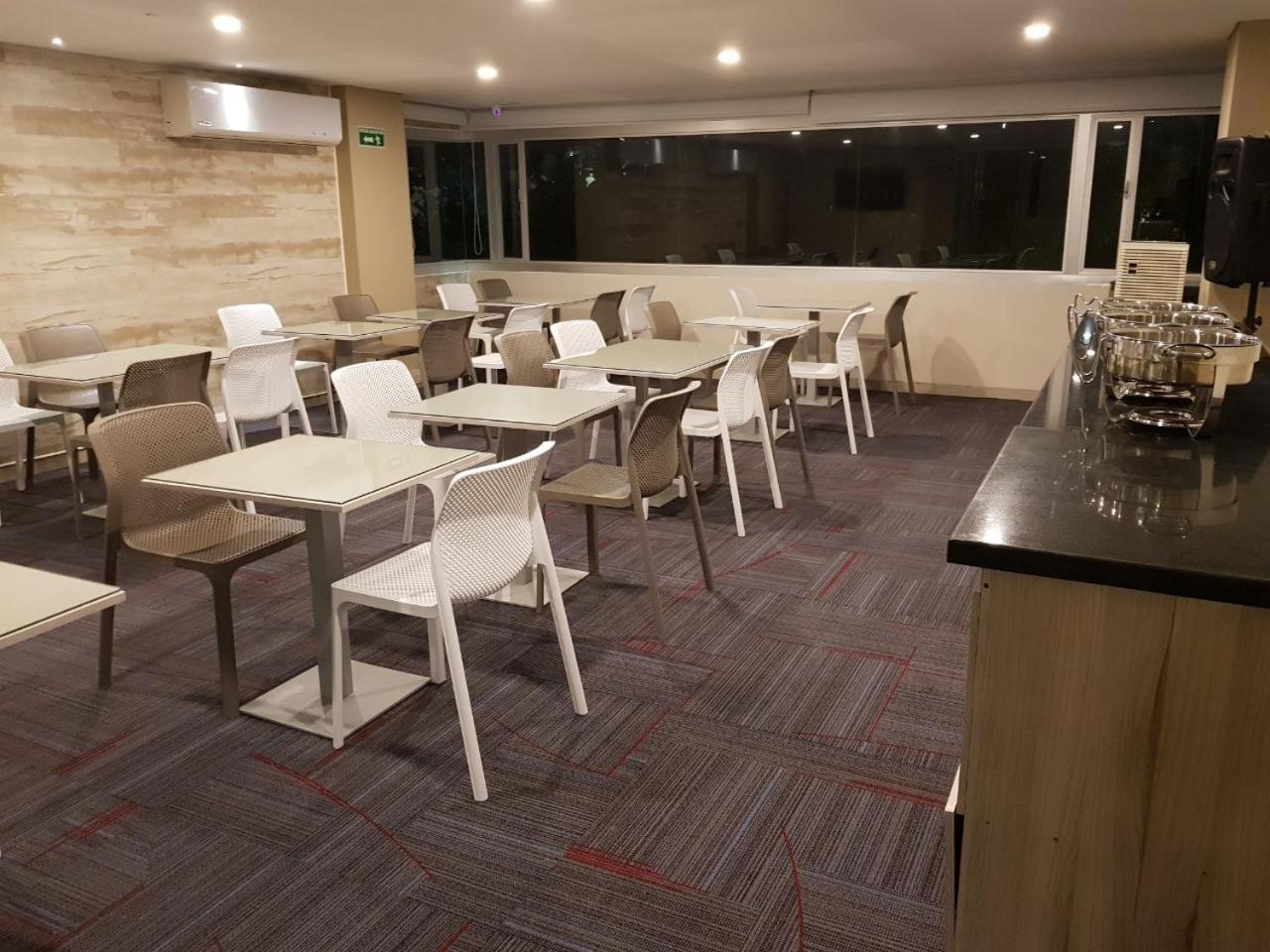 Hotel Arawak Plaza Синселехо Экстерьер фото
