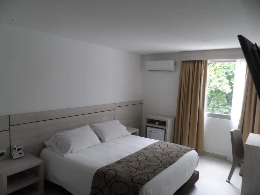 Hotel Arawak Plaza Синселехо Экстерьер фото